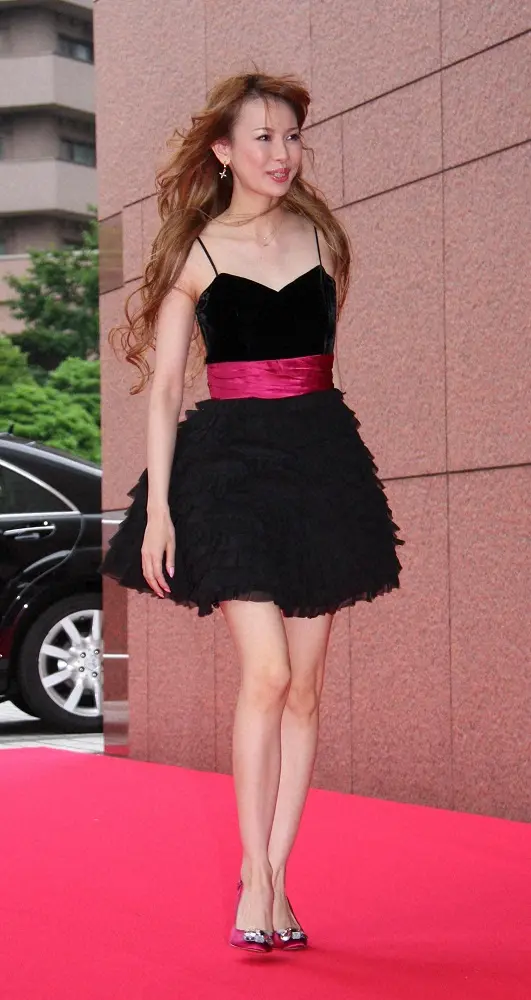 【画像・写真】“4度目婚”の上原さくら「なっちゃったんです」と病を告白　「そんな深刻ではないのだと思いますが」