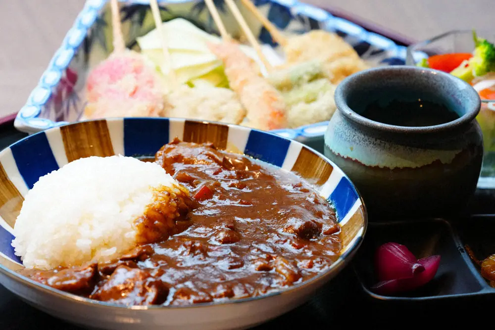 【画像・写真】藤井竜王　勝負師ならではの“昼カレー”新たなトレンドに!?