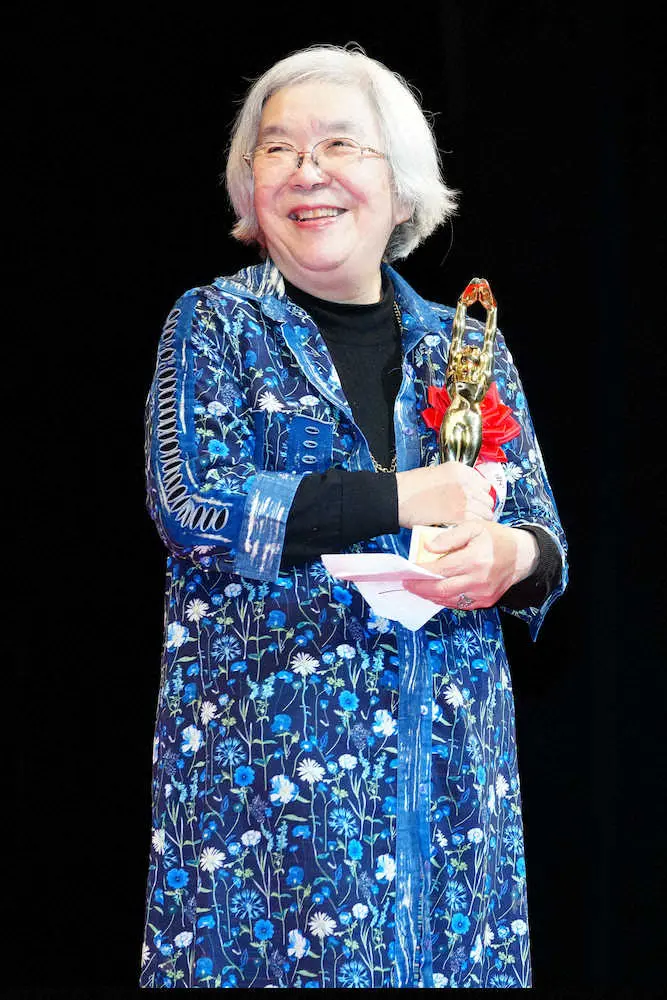 【画像・写真】老舗の名劇場・岩波ホールをねぎらう特別賞