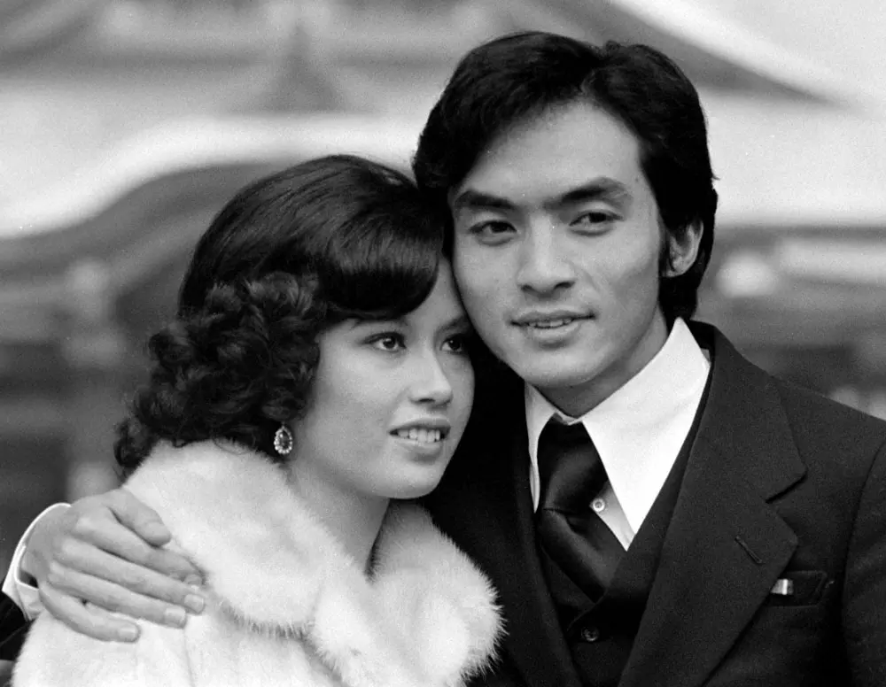 【画像・写真】辺見えみり「最後の力を振り絞って会話してくれた」、元妻・辺見マリ「早すぎます…」西郷輝彦さん悼む