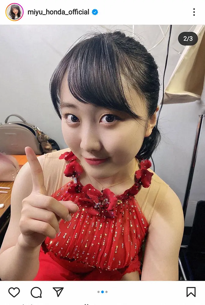 【画像・写真】本田望結　真っ赤な衣装でアイスショー出演報告に「とても似合ってる」「素敵です」の声