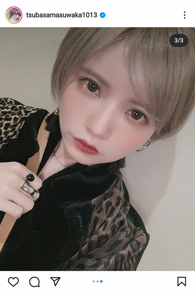益若つばさ メイク変えてないのに別人 金髪ショート ナチュラルロングの髪形披露 スポニチ Sponichi Annex 芸能