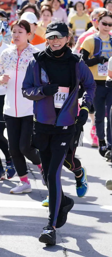 【画像・写真】萬田久子「気持ち良かった～」一心不RUNに10キロ走　1時間で走破
