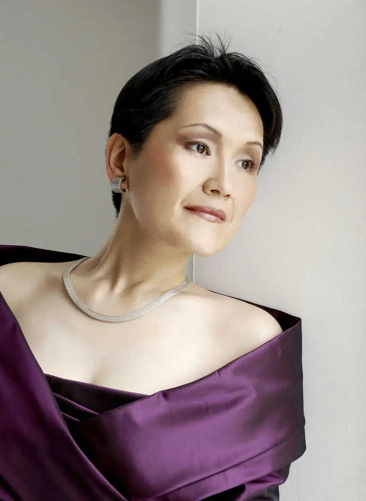 【画像・写真】メゾソプラノ歌手・藤村実穂子さん、チェロ奏者・松本エルさんが受賞