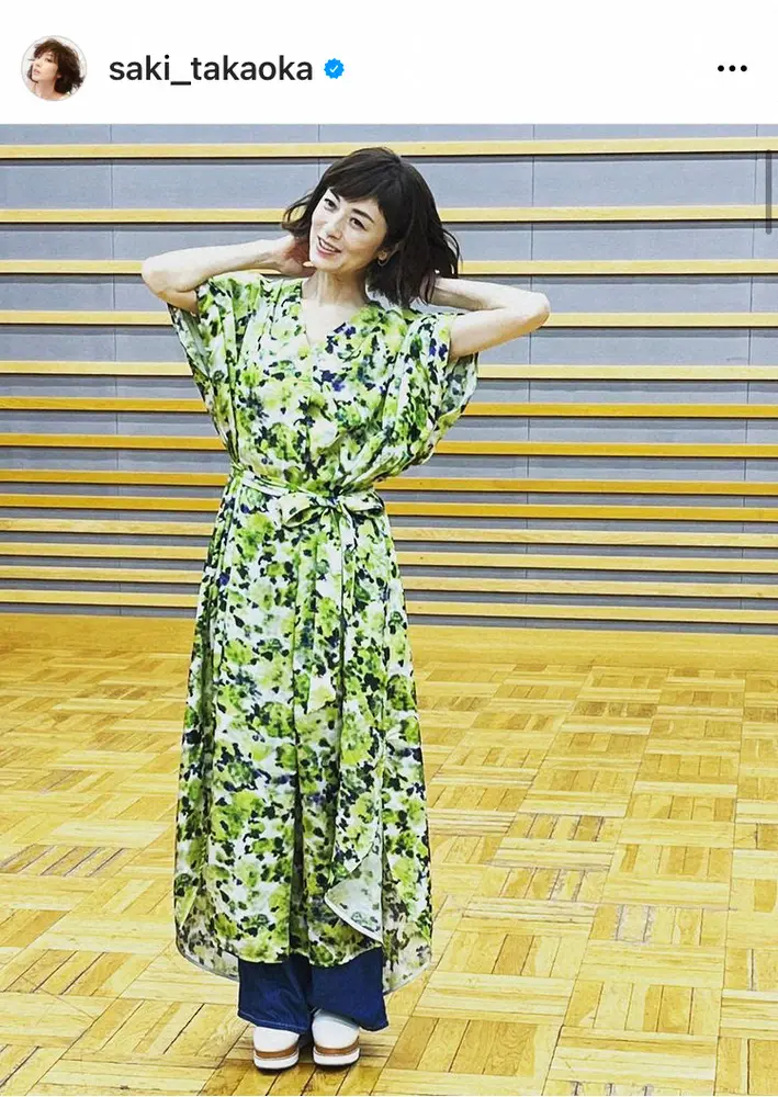 【画像・写真】高岡早紀　京都の桜バックにした和服ショット披露にファン「お美しい」「桜が霞んで見えます」