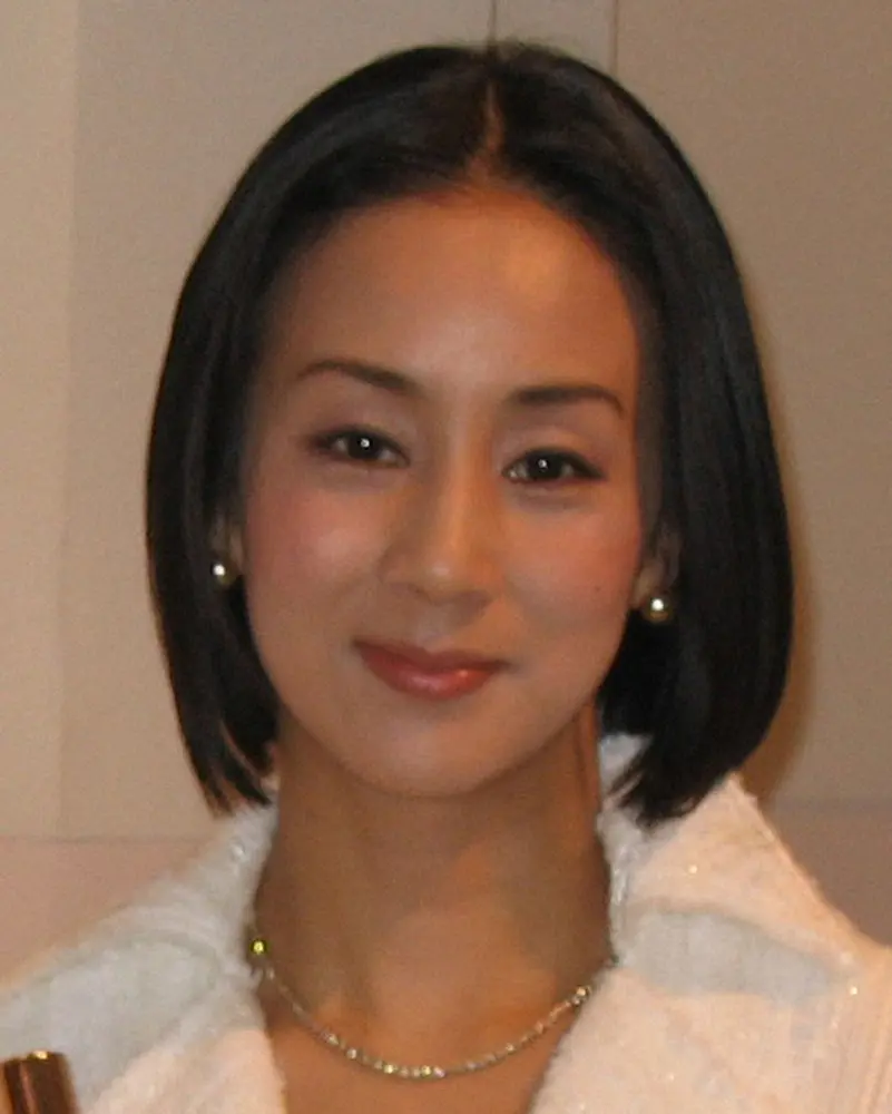 【画像・写真】中村江里子「パリは工事だらけ」夫が歩道の穴に足をとられケガ　革靴愛好家も履けず「気をつけないと」