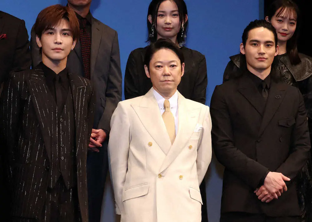 【画像・写真】岡田健史が長髪を束ね久々の公の場「心からうれしく思う」　昨年8月に契約解除求め所属事務所と和解