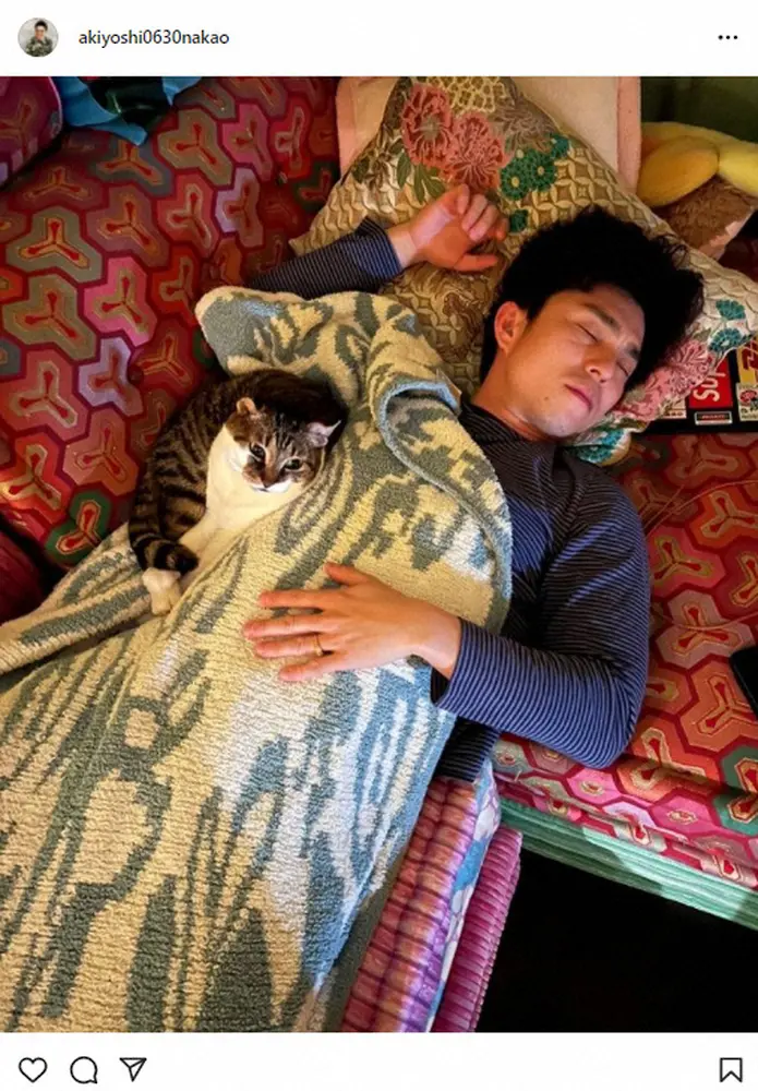 【画像・写真】中尾明慶　断ち切れない「ベッドでのこの関係」に苦悩　フォロワー爆笑「この誘いは断れない」