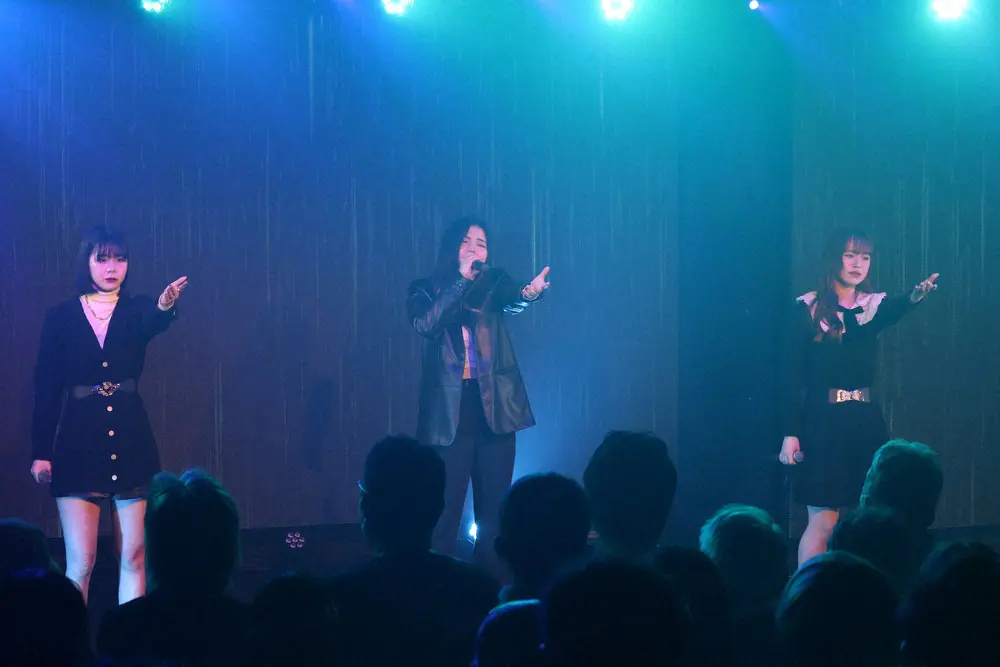 【画像・写真】バンセス、250人前に初ワンマンライブ！レイリ「感謝の気持ちが届くように」ソロ曲も初披露