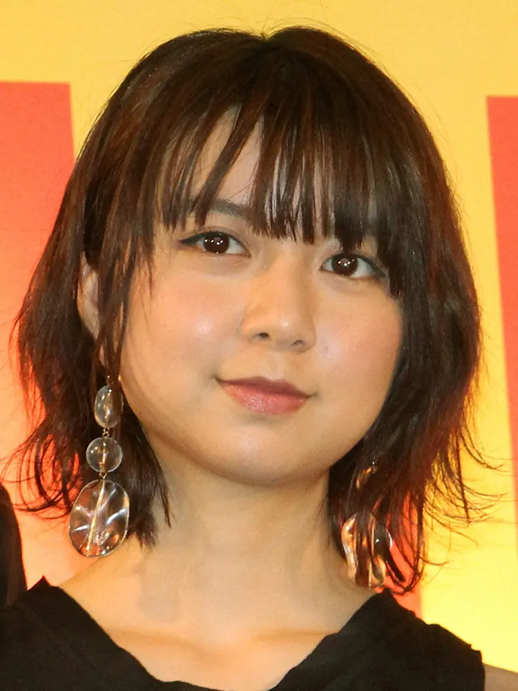 【画像・写真】「まだ送ってきやがる」フワちゃん困惑？「フワギャル」上白石萌歌、名前変え深夜ラジオに投稿