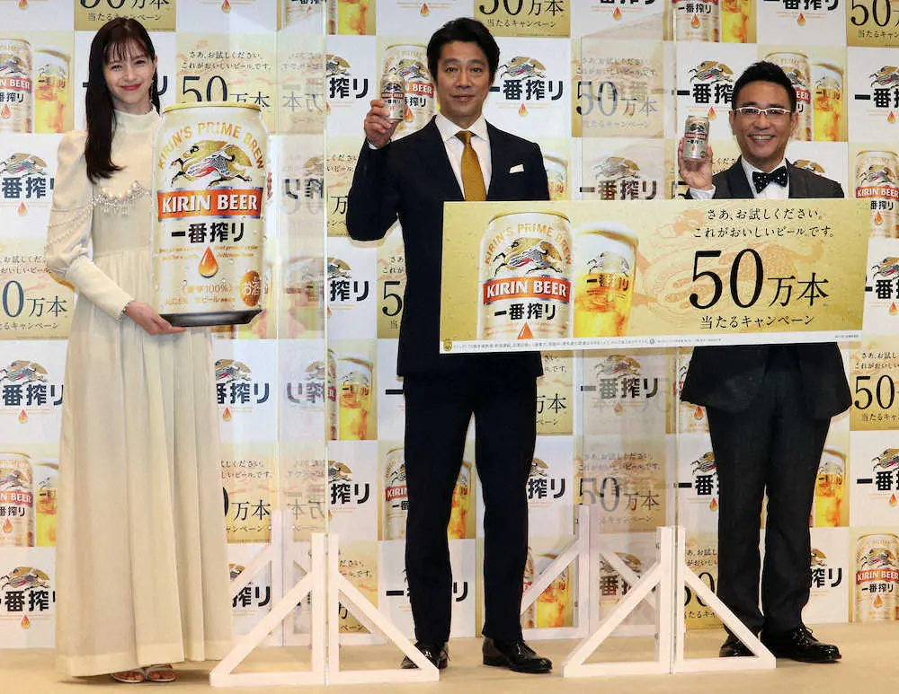 【画像・写真】堤真一「こんな若い子に笑顔をもらうと、そりゃあおじさん、うれしいよ」