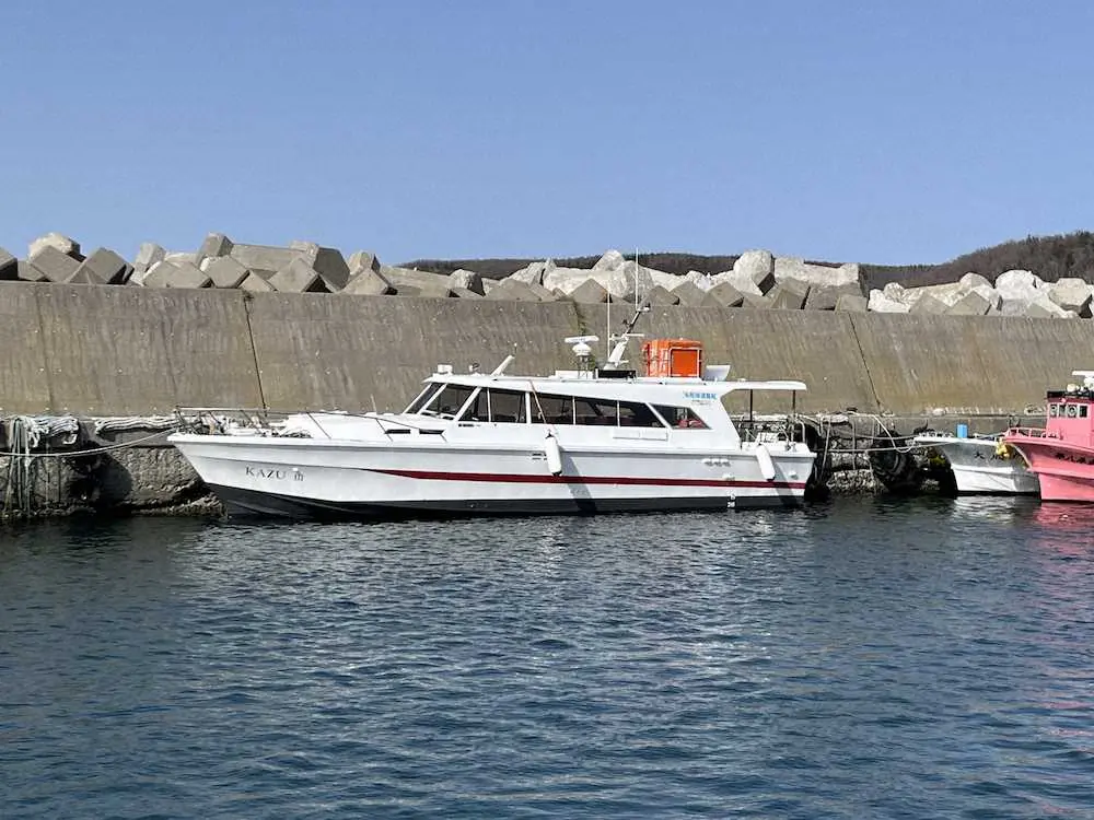 知床半島の沖合で事故を起こした観光船「KAZU1」の運行事業者「知床遊覧船」が保有する別の船