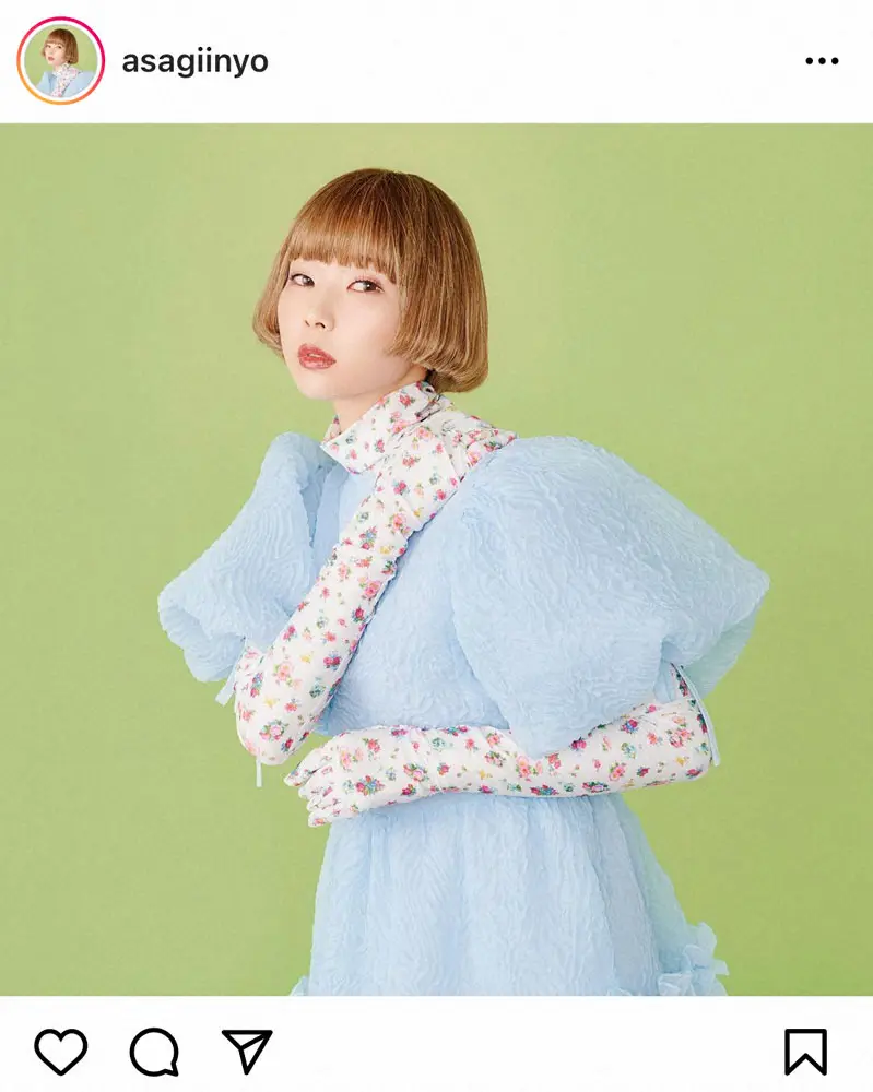 【画像・写真】登録者77万人ユーチューバーが結婚　昨年の誕生日10月6日にプロポーズも多忙でようやく婚姻届提出