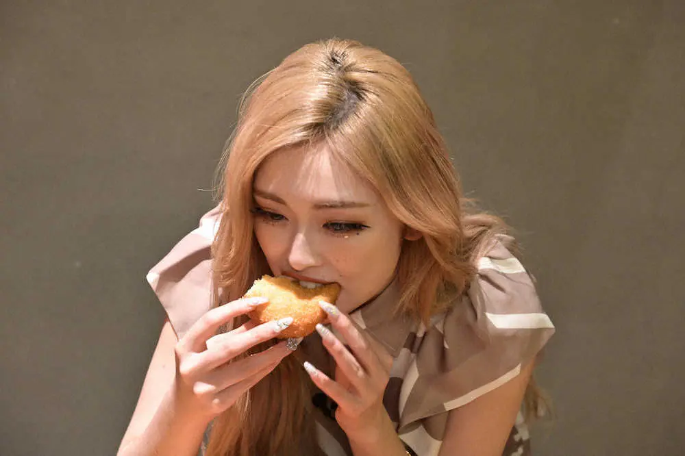 【画像・写真】ゆうちゃみがカレーパンをプロデュース　「サンデージャ“パン”」第2弾