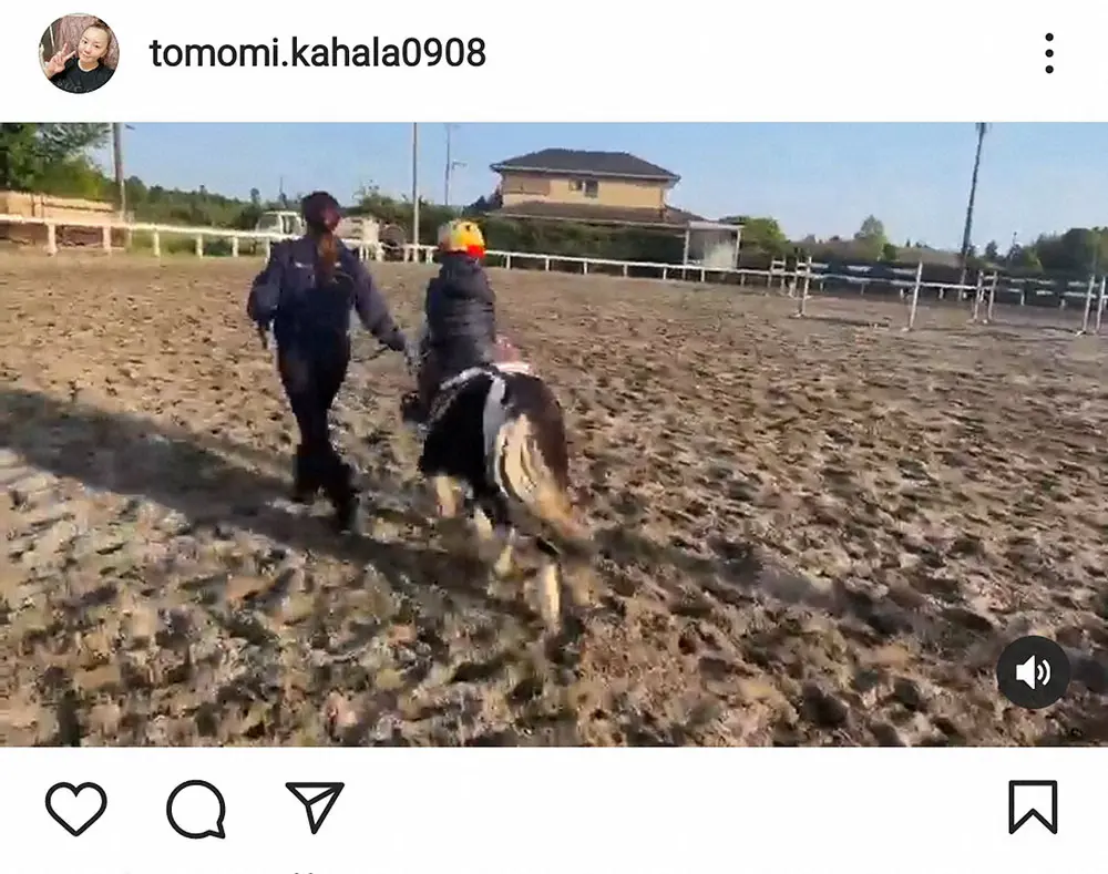 【画像・写真】華原朋美　2歳長男に乗馬のレッスン「だいぶ乗れるようになってきました」