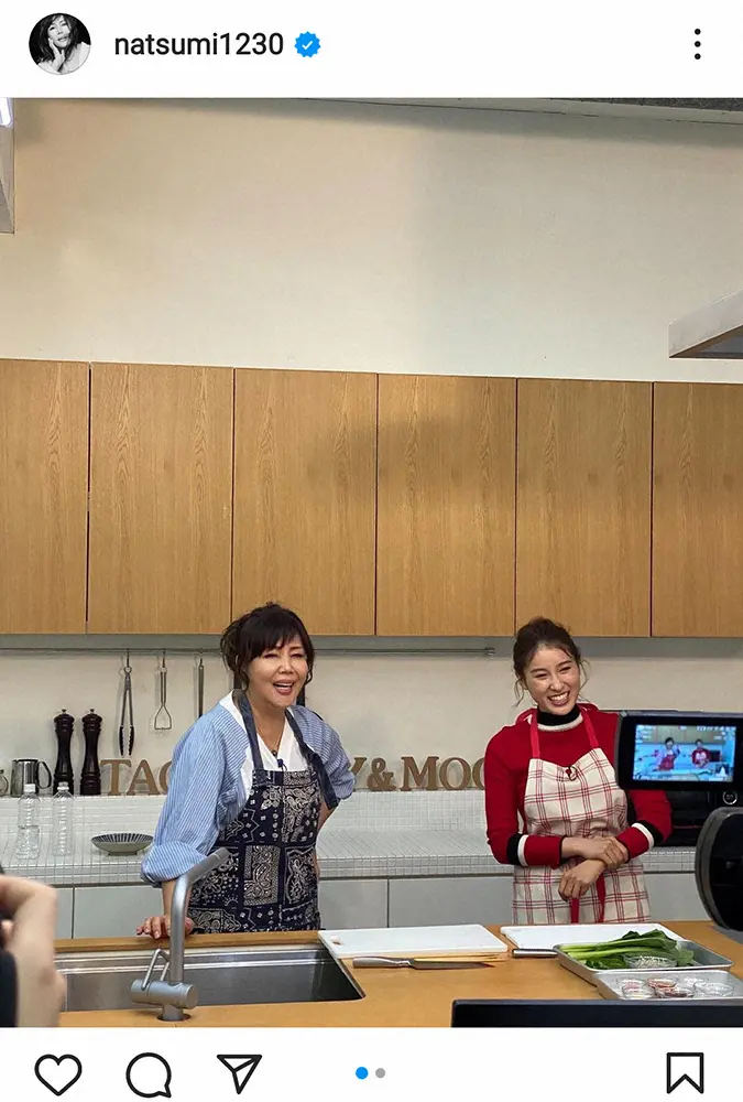 【画像・写真】土屋太鳳「幼馴染のお母さま」小川菜摘と2ショット公開「ほぼほぼ赤ちゃんみたいな頃の私をご存知のかた」