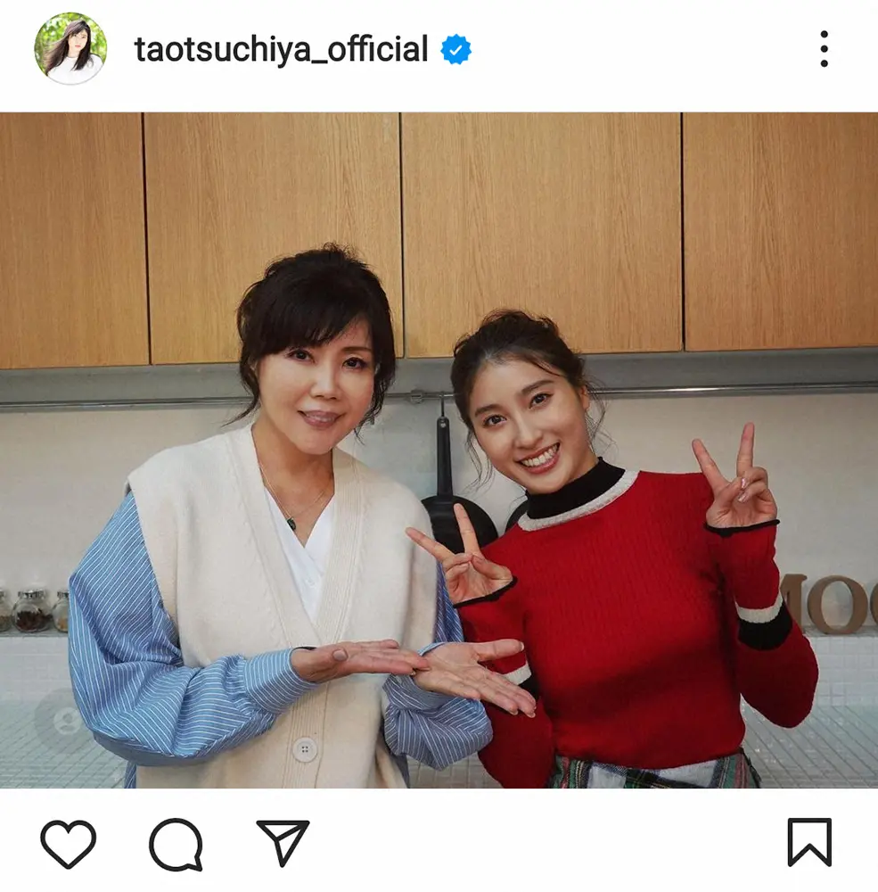 土屋太鳳 幼馴染のお母さま 小川菜摘と2ショット公開 ほぼほぼ赤ちゃんみたいな頃の私をご存知のかた スポニチ Sponichi Annex 芸能