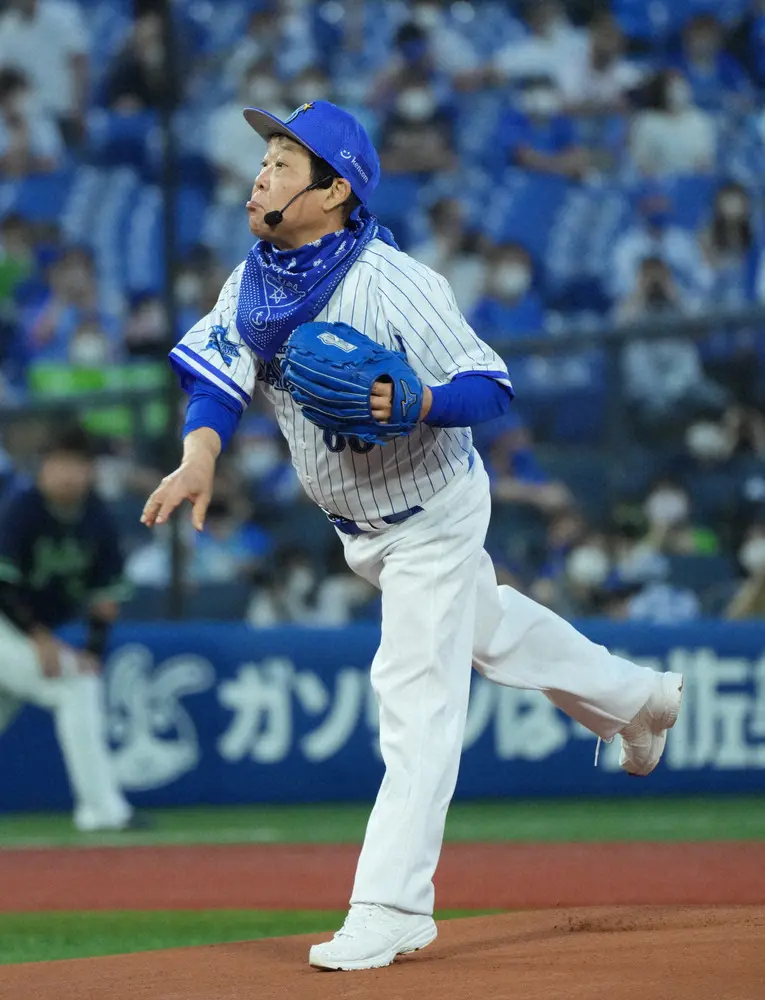 【画像・写真】DeNAが上島竜兵さん追悼「横浜スタジアムにたくさんの笑顔を届けていただき、ありがとうございました」
