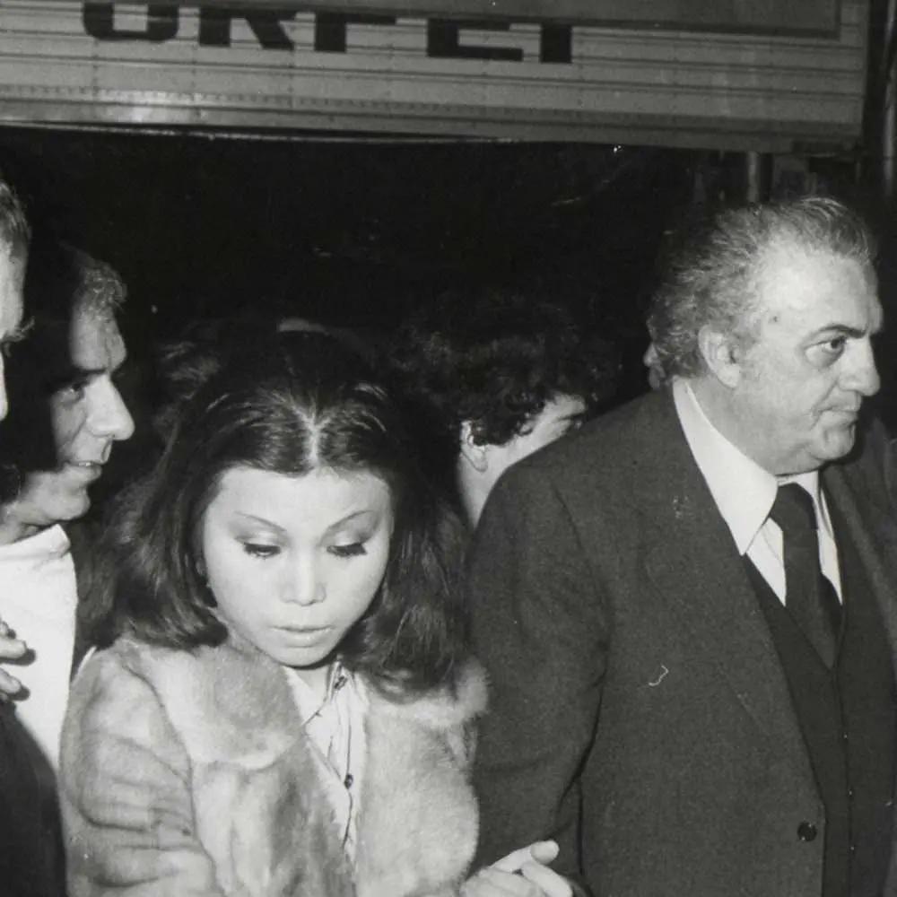 【画像・写真】フェデリコ・フェリーニ監督（右）と吉崎道代さん（1990年頃）
