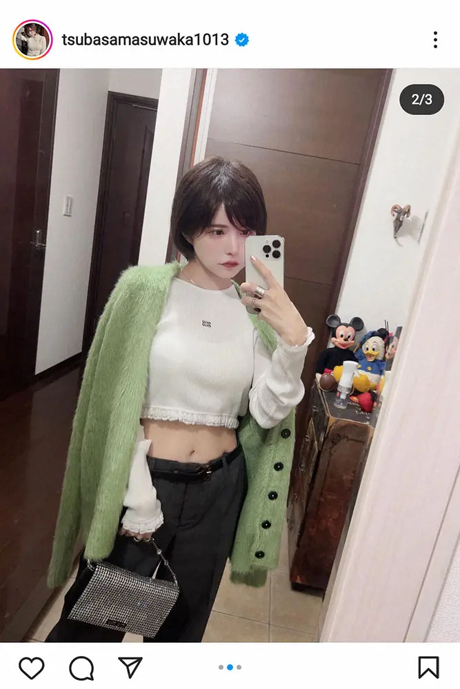 【画像・写真】益若つばさ「葛藤」のへそ出しコーデ「今年の夏は運動しよう」に「キュート」「スタイル抜群」の声