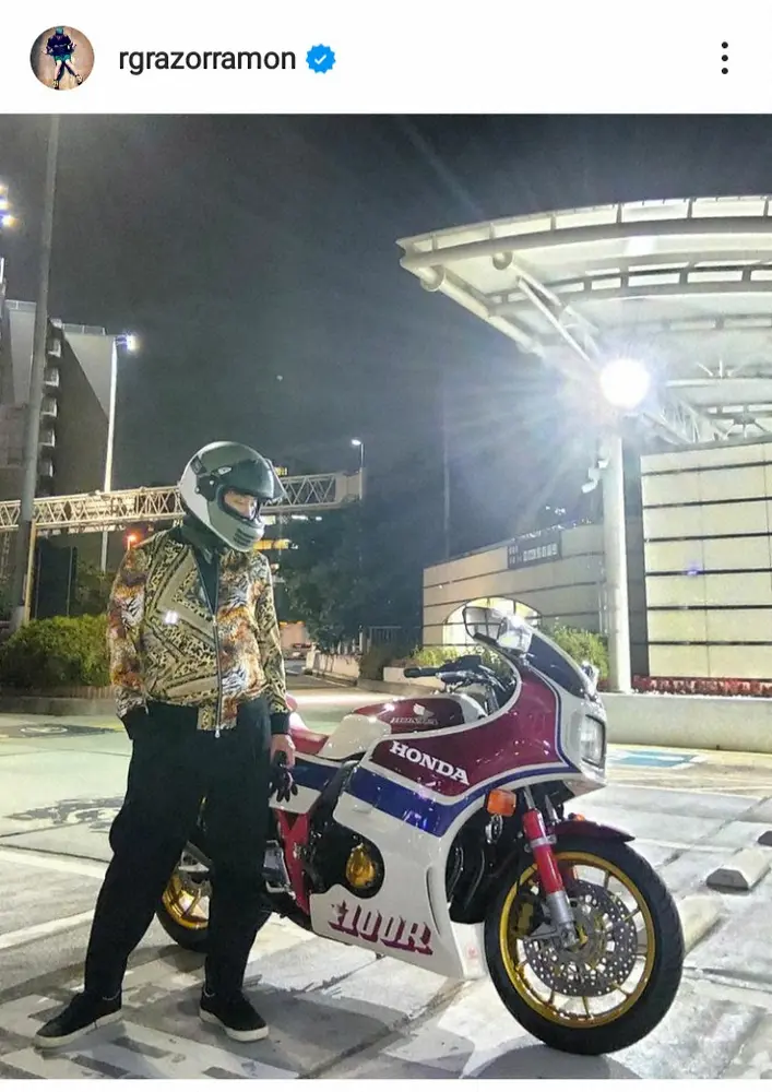【画像・写真】レイザーラモンRG　愛車・CB1100typeRとの2ショット披露に「イケてますね」「カッコいい」