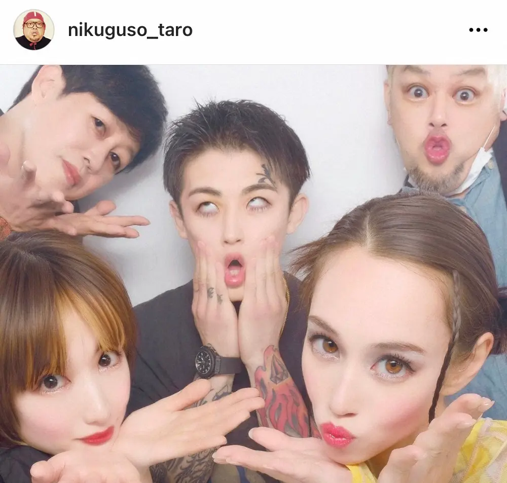 【画像・写真】くっきー！小籔千豊、水原希子らとプリクラ　全員“別人”でファン困惑「ナジャさんかと思った」「カオス」