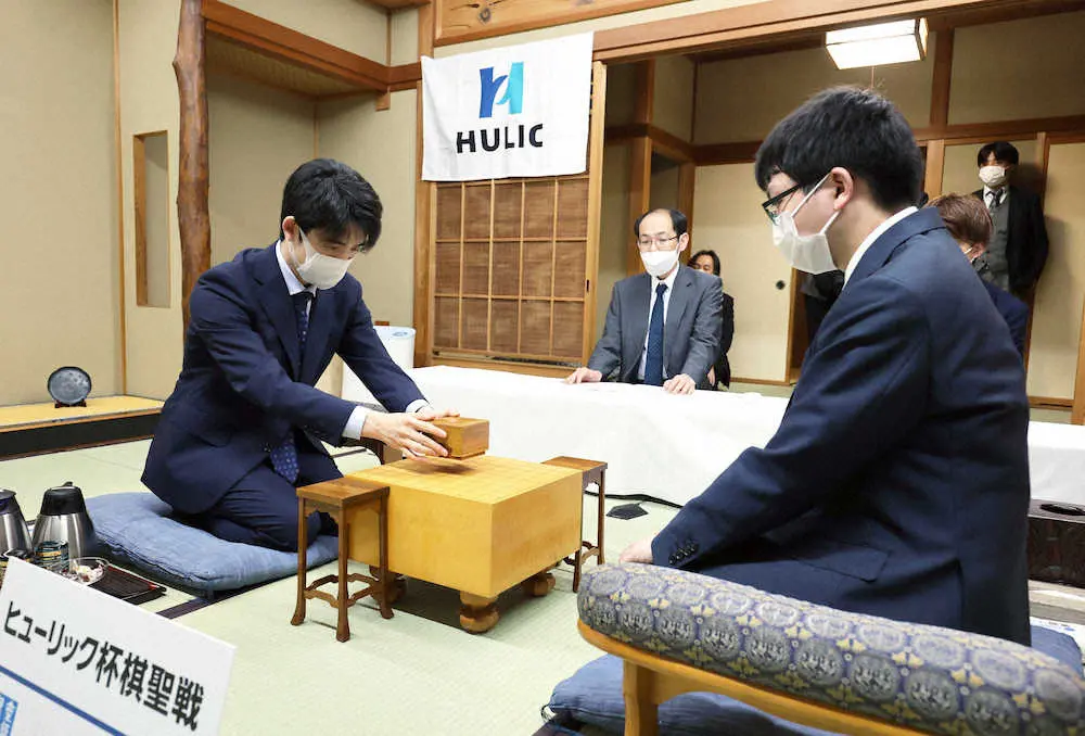 【画像・写真】藤井聡太棋聖「立て直せるよう頑張る」　永瀬拓矢王座「目の前の1局に集中を」　あす棋聖戦5番勝負第2局