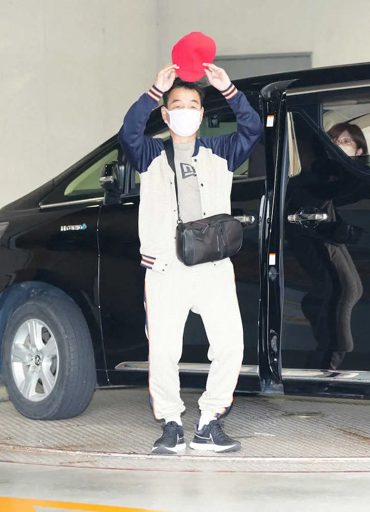 【画像・写真】「ダチョウ倶楽部」　上島竜兵さん急逝後初のメディア生出演　肥後「サイレントくるりんぱ」で局入り