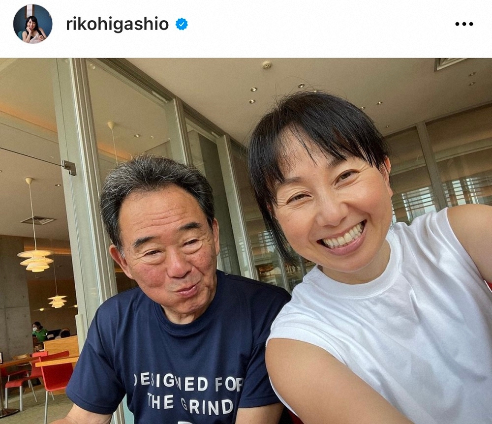 東尾理子 そっくり 父の日2ショット どっから見ても親子 修パパはデレーですね スポニチ Sponichi Annex 芸能