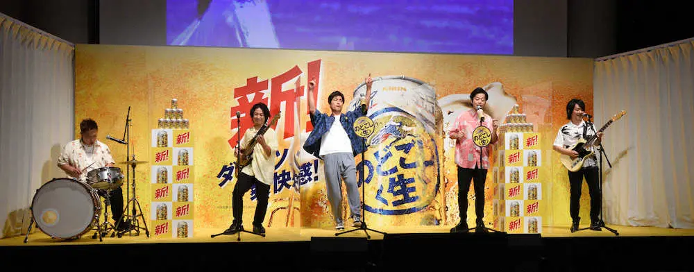 【画像・写真】桐谷健太　イベント中にビールでほろ酔いに　「質問に答えられるかな」