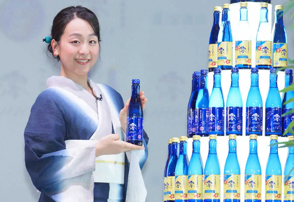 【画像・写真】浅田真央さん　浴衣で登場　和太鼓を生披露