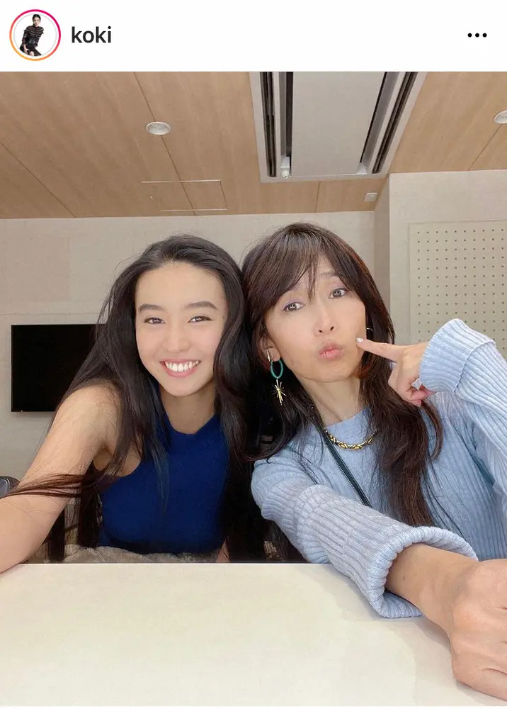 【画像・写真】Cocomi　母・工藤静香と仲良し母娘2ショット　お気に入りコスメ手に「オソロジャーン」