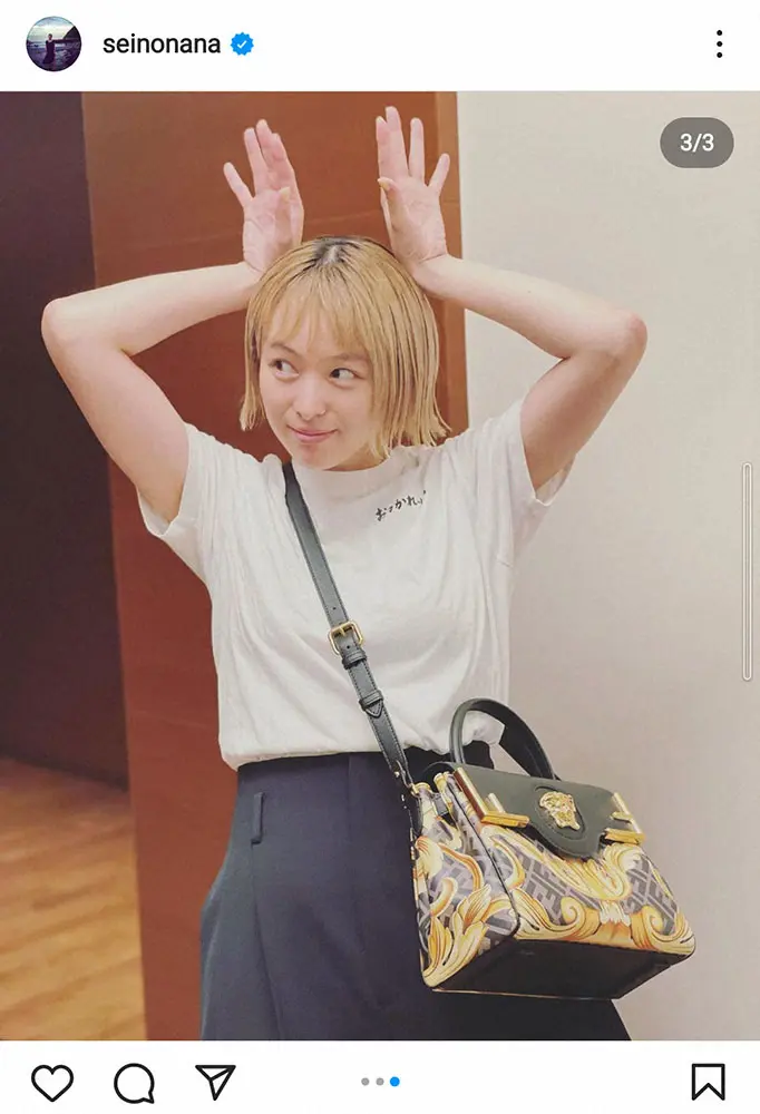 【画像・写真】清野菜名　「おつかれーらいす」Tシャツ姿でキュートなダンス披露に「かわいい」の声