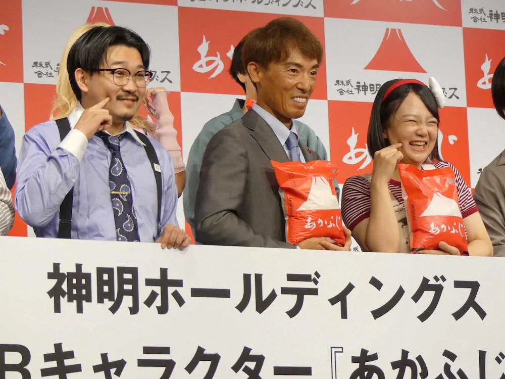 【画像・写真】蛙亭イワクラ「こいつマジすげえわって」　交際報道直後のイベントでオズワルド伊藤が放ったコメント