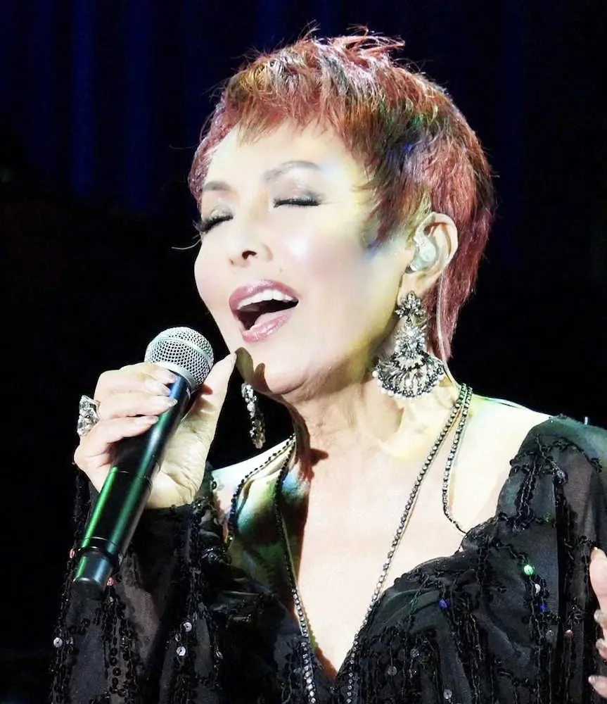 【画像・写真】池畑慎之介　古希の誕生日「背番号70番」です