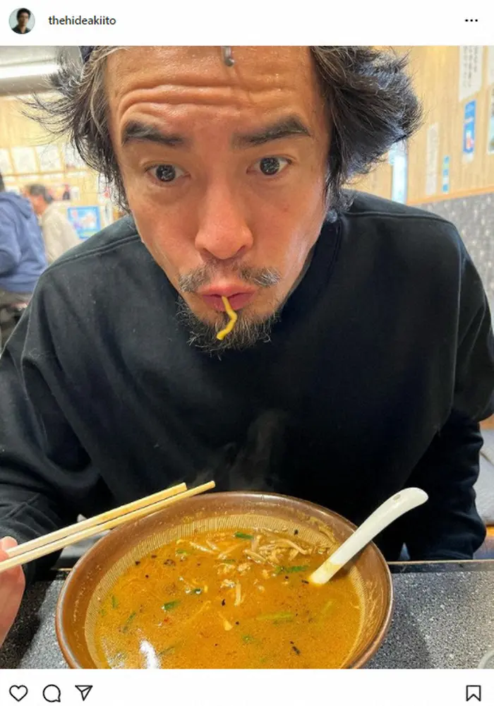 【画像・写真】伊藤英明　またまたイケメン崩壊変顔シリーズ　今度はアイス食べて…　「誰かと」「ギャップ笑」の声