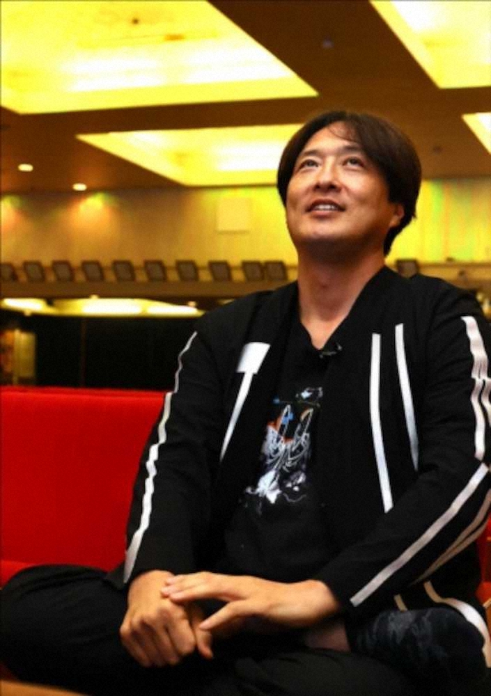 【画像・写真】純烈リーダー・酒井一圭＜上＞「病的」と自称するほどグループの事を考え抜き、話題の種まき続ける敏腕P