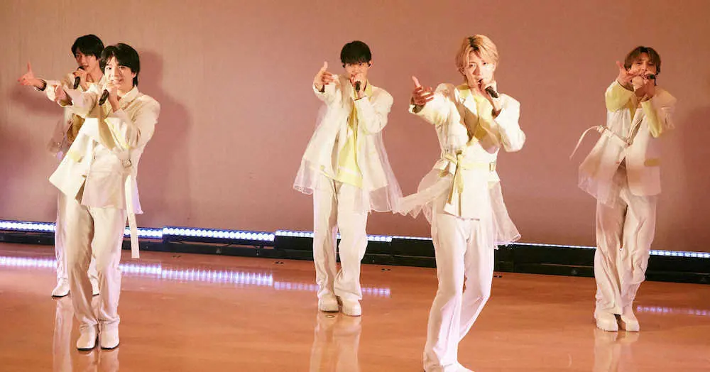 スペシャルパフォーマンスを披露する5人組ボーカルダンスユニット「M！LK」
