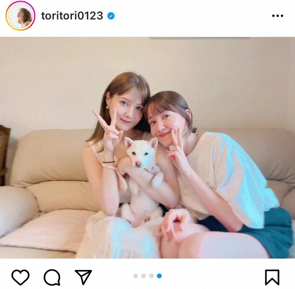 【画像・写真】トリンドル玲奈　家族に新メンバーが加入「とっても穏やかちゃんです」　妹・瑠奈との3ショットも公開