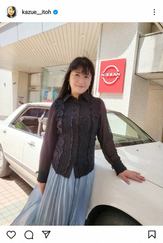 【画像・写真】伊藤かずえ　「快調に走っています」昨年レストアした愛車・シーマの走行距離に「すごいな～」の声