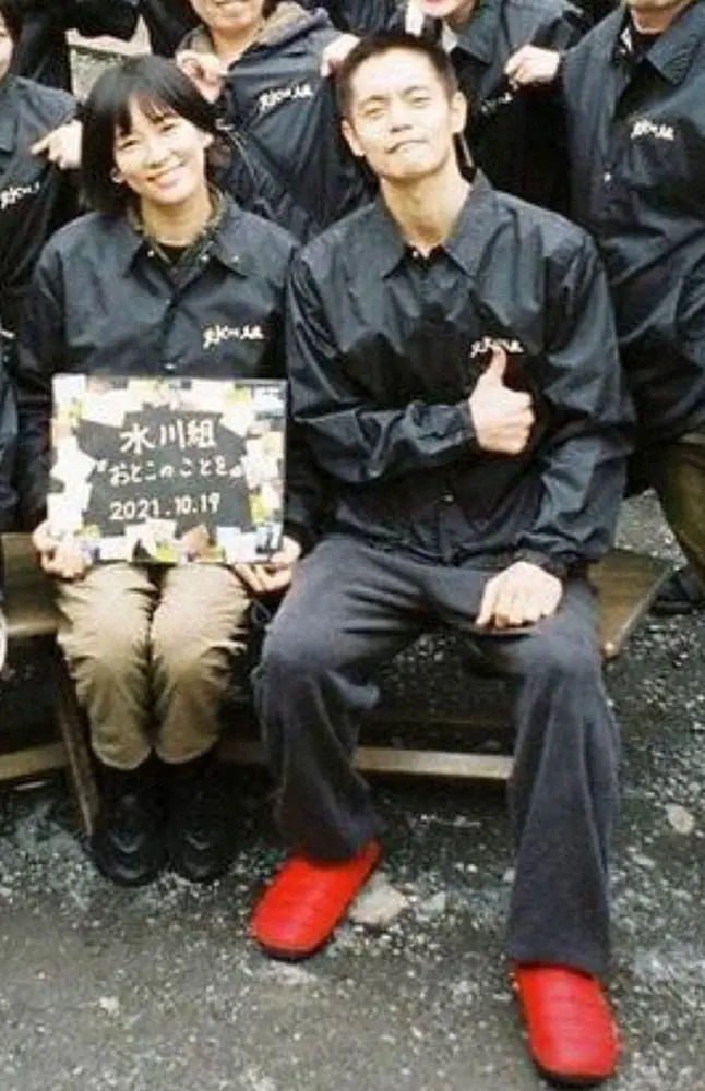 【画像・写真】水川あさみ　監督作「おとこのことを」公開告知　主演で夫の窪田正孝と並ぶ写真に「尊いです」の声