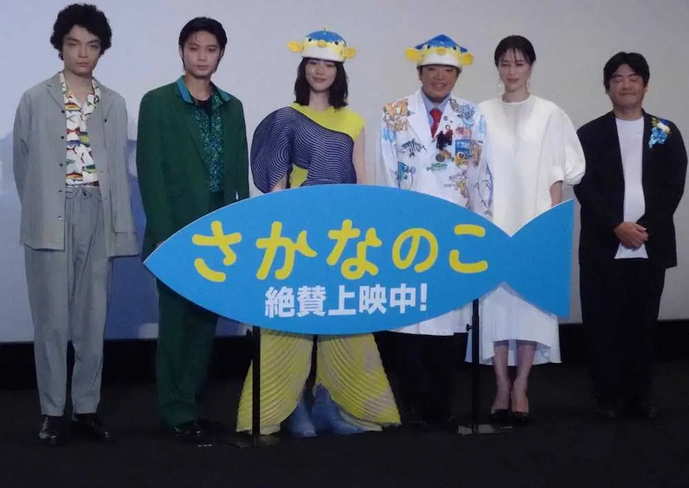 【画像・写真】のん　さかなクンプレゼントのハコフグ帽に大喜び「あなたの映画に…ギョギョギョッ！」