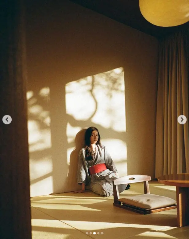 【画像・写真】新木優子　温泉旅館での浴衣姿公開に「色っぽい」「浴衣姿新鮮」「浴衣の見返り美人いいね！」「素敵です」