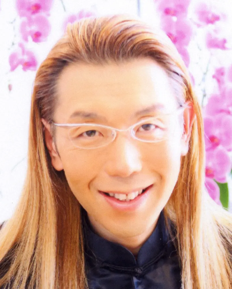 【画像・写真】假屋崎省吾氏　20代の頃はファーストフード店でアルバイト「時給360円とかそのくらいだった」