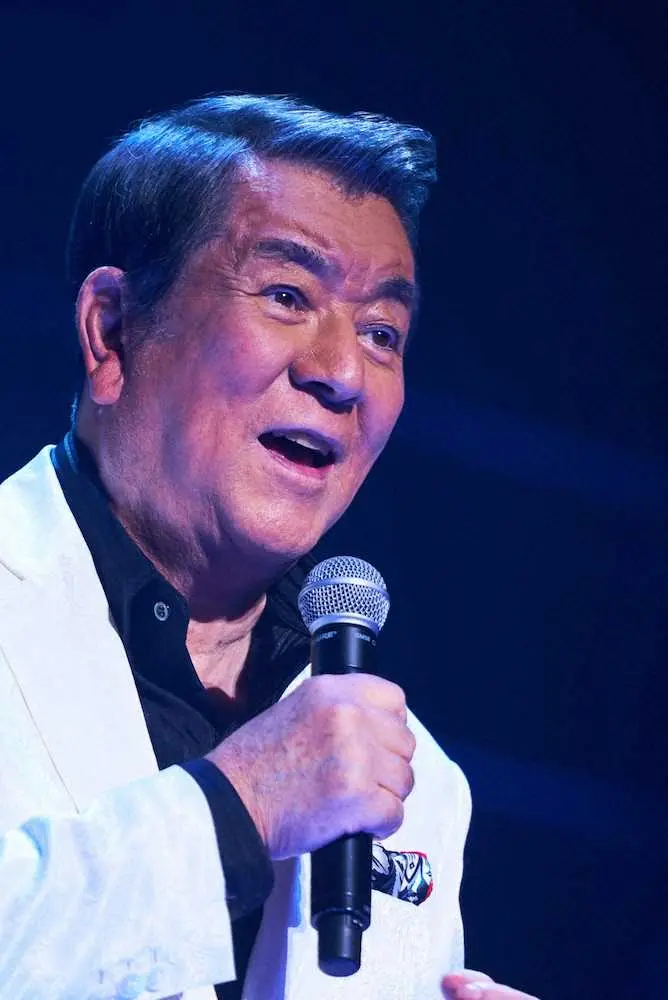 【画像・写真】加山雄三　ラストホール公演で「音楽を愛し、親友としてやってきてよかった」　夫人に歌を捧げる場面も