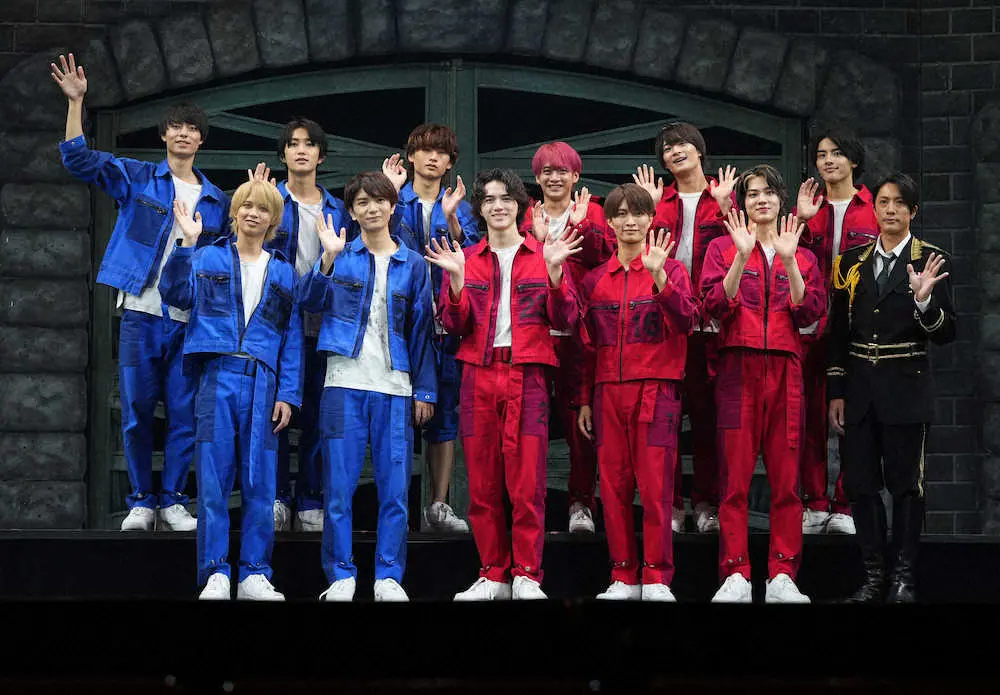 【画像・写真】内博貴　後輩と“うち”とけ…「最近いじられるの凄い快感なの」