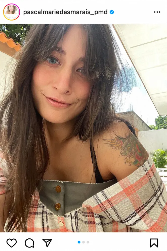 【画像・写真】第1子妊娠中のマリエ　“腕のタトゥーチラ見せ”最新ショット公開に「かっこいい」「素敵な笑顔」の声