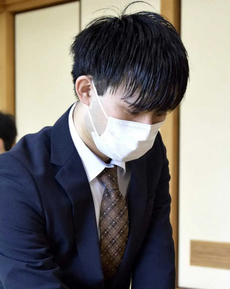 【画像・写真】将棋の小山怜央アマ　棋士編入試験受験資格を獲得「まずはホッとした」　奨励会未経験者は初