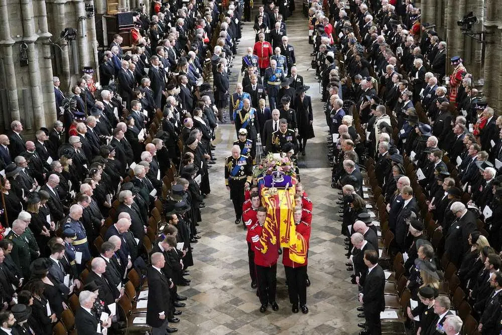 【画像・写真】毬谷友子　エリザベス女王の国葬で思い「これが、真の国葬というものなのだと強く思った」