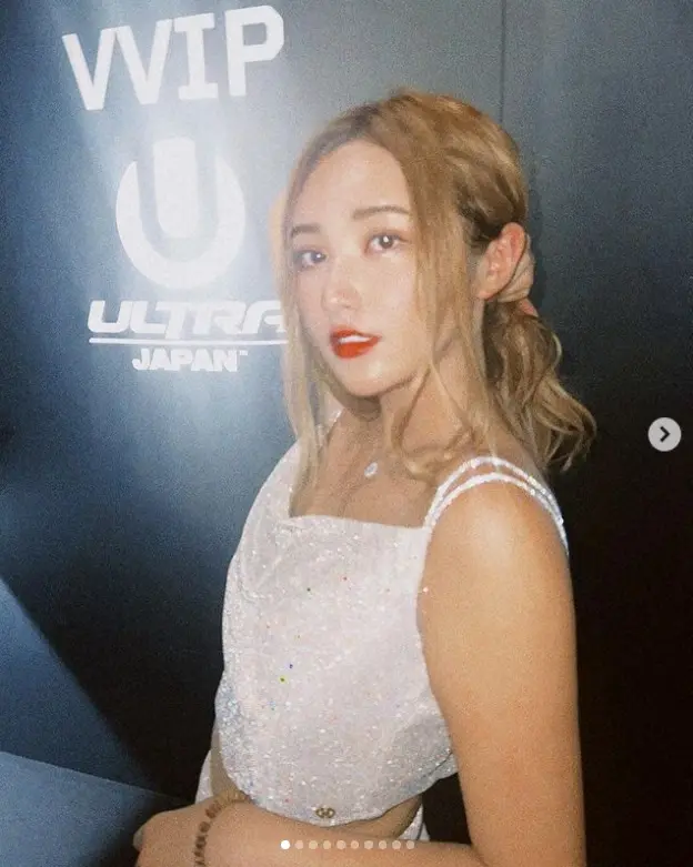 【画像・写真】てんちむ　金髪ストレートヘア、ミニスカでフェス参戦姿公開に「イケイケてんちむ」「パリピてんちむ」